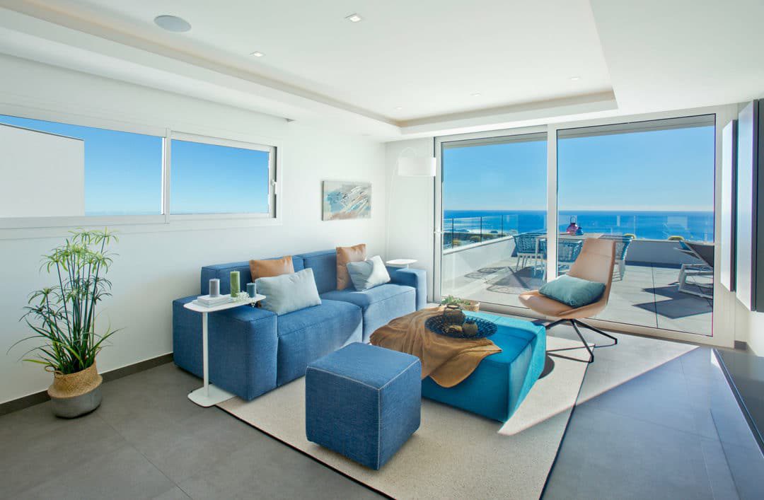 27 семей уже познакомились с элитными апартаментами Blue Infinity на Кумбре дель Соль